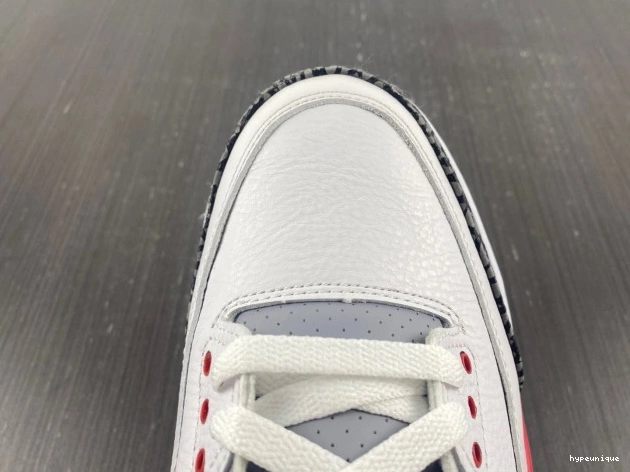 HYPE OG Air 3 Jordan DN3707-160 Fire Red 0814